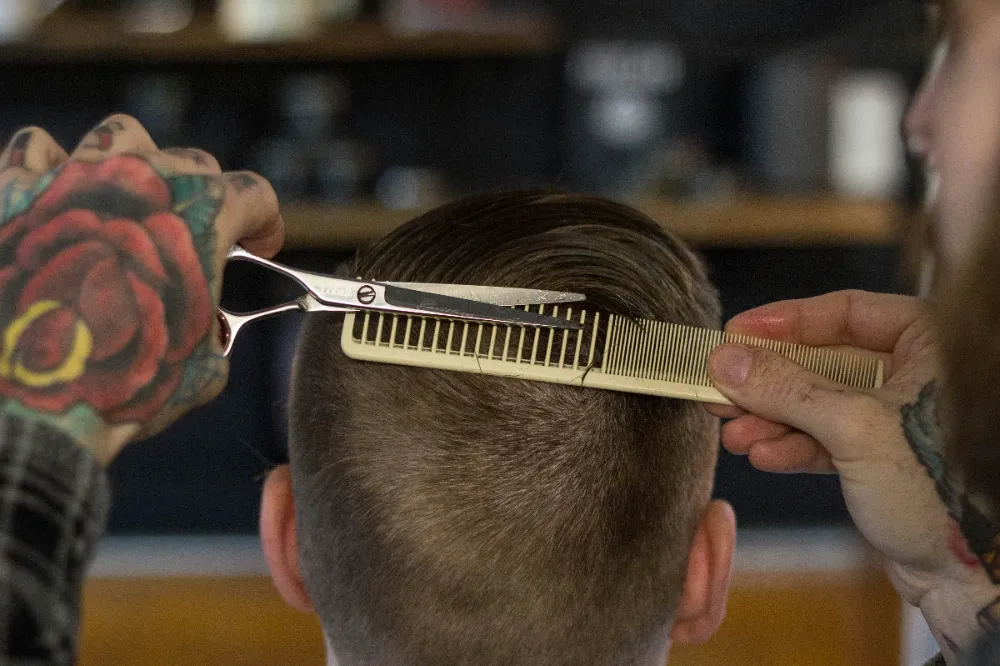 El Chavi barbearia 